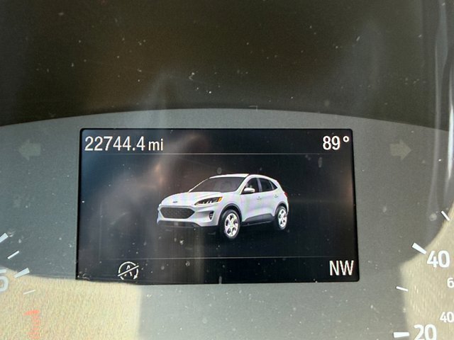 Used 2022 Ford Escape SE w/ SE Sport Appearance Package AWD/4WD image 35