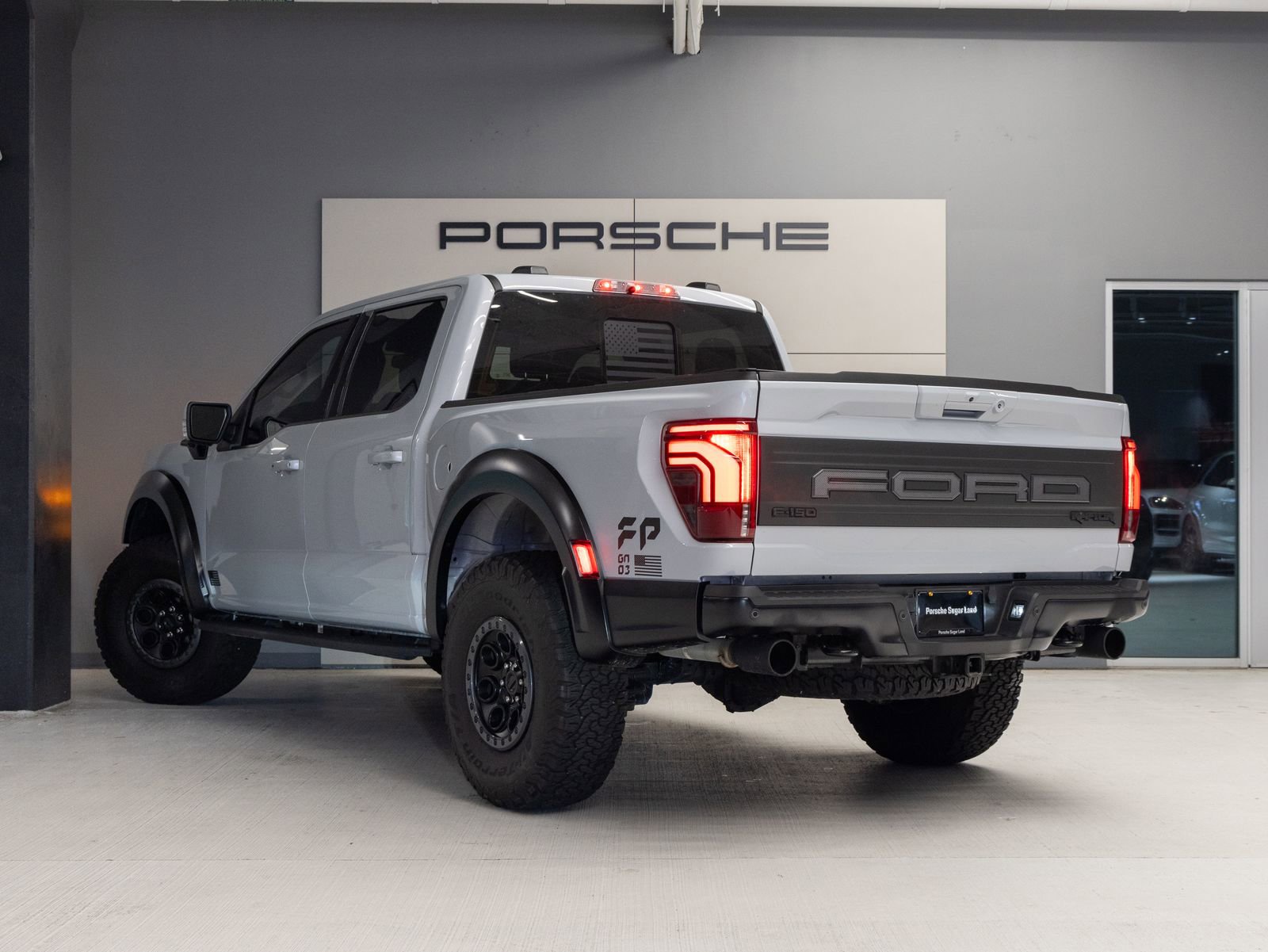 Used 2025 Ford F150 Raptor image 3