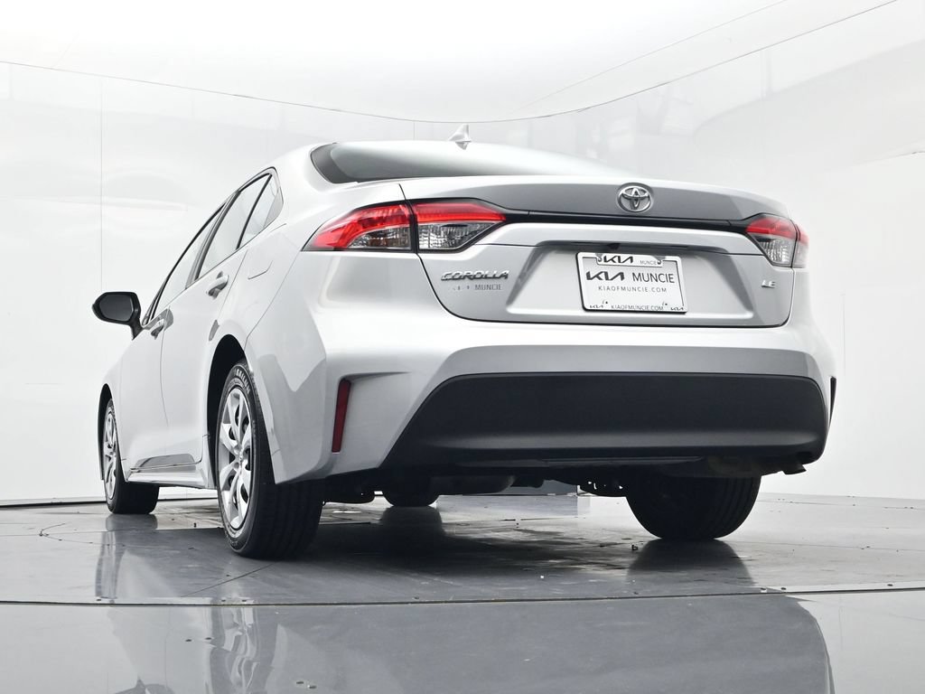 Used 2023 Toyota Corolla LE FWD image 38