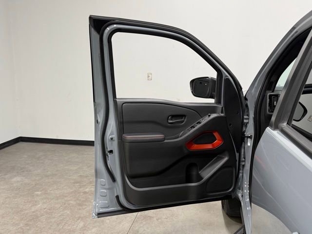 Used 2026 Nissan Frontier PRO-4X w/ Pro-4x Convenience Package AWD/4WD image 14