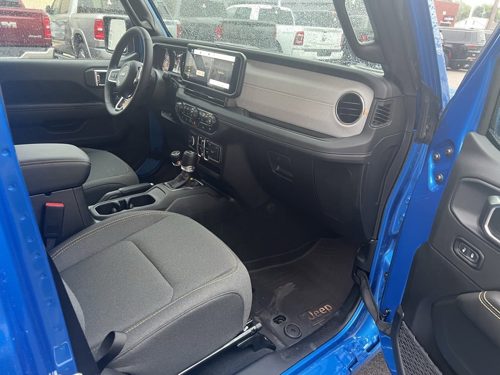 New 2025 Jeep Wrangler Sahara image 25