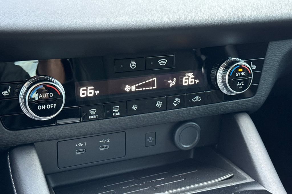 New 2026 Mitsubishi Outlander SE AWD/4WD image 21