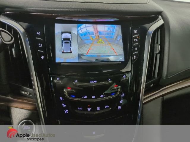 Used 2015 Cadillac Escalade Luxury image 18