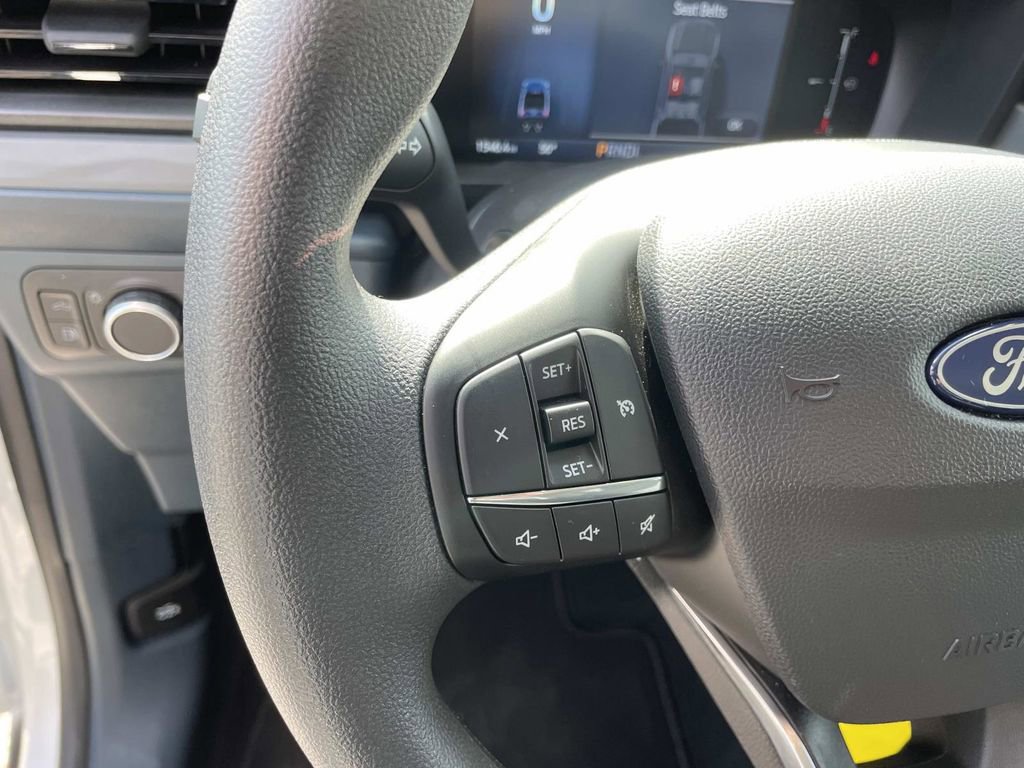 Used 2025 Ford Maverick XL image 16