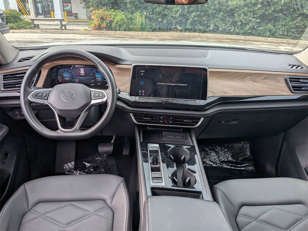 Used 2024 Volkswagen Atlas SE image 26
