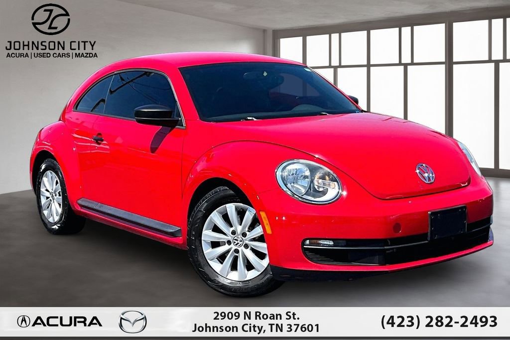 Used 2015 Volkswagen Beetle 1.8T Classic FWD image 12