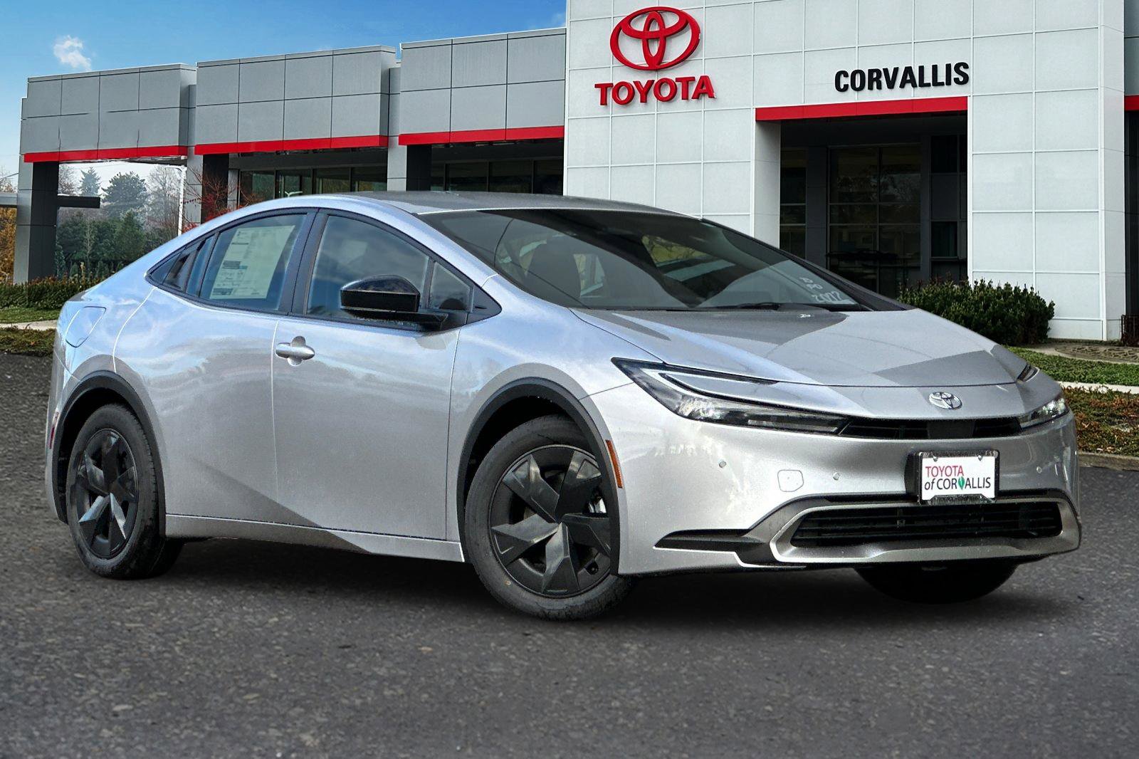 New 2026 Toyota Prius Plug-In Hybrid image 2