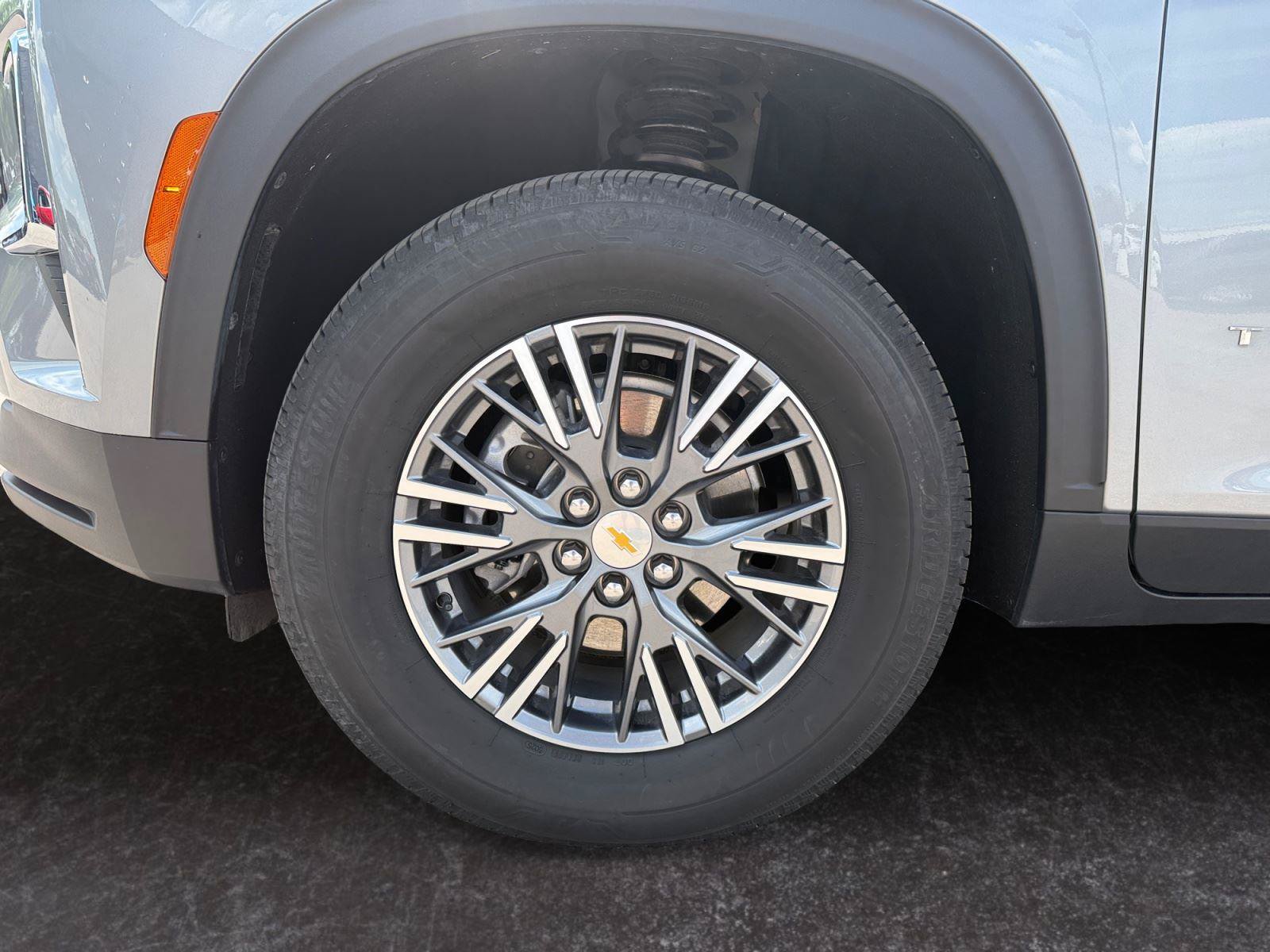 Used 2026 Chevrolet Traverse LT w/ LPO, Floor Liner Package FWD image 28
