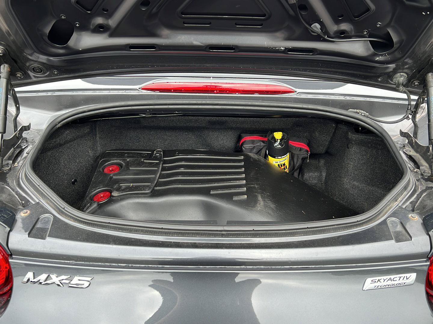 Used 2016 MAZDA MX-5 Miata Grand Touring RWD image 16