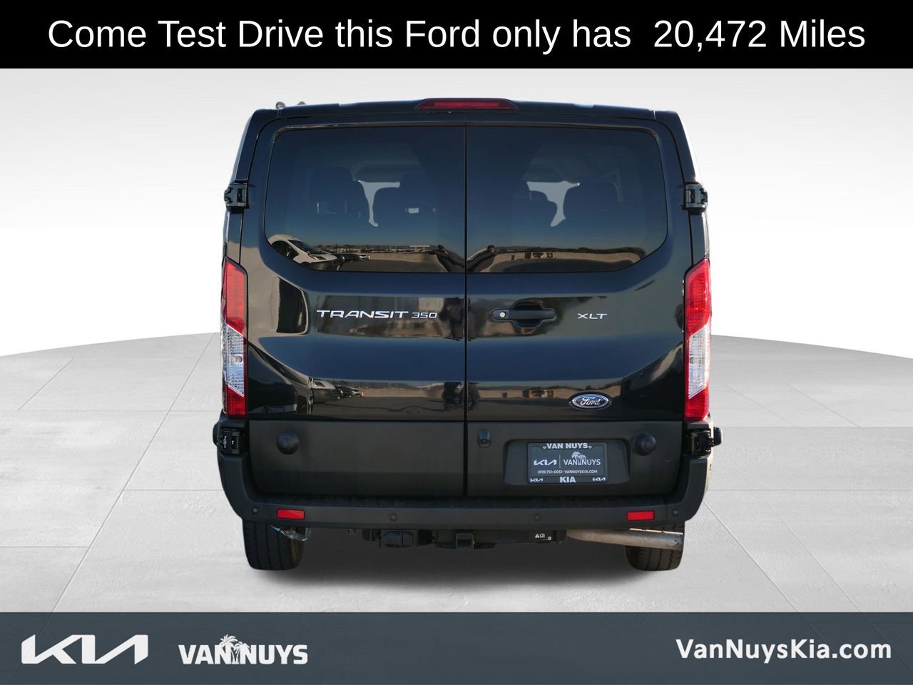 Used 2024 Ford Transit 350 XLT image 4