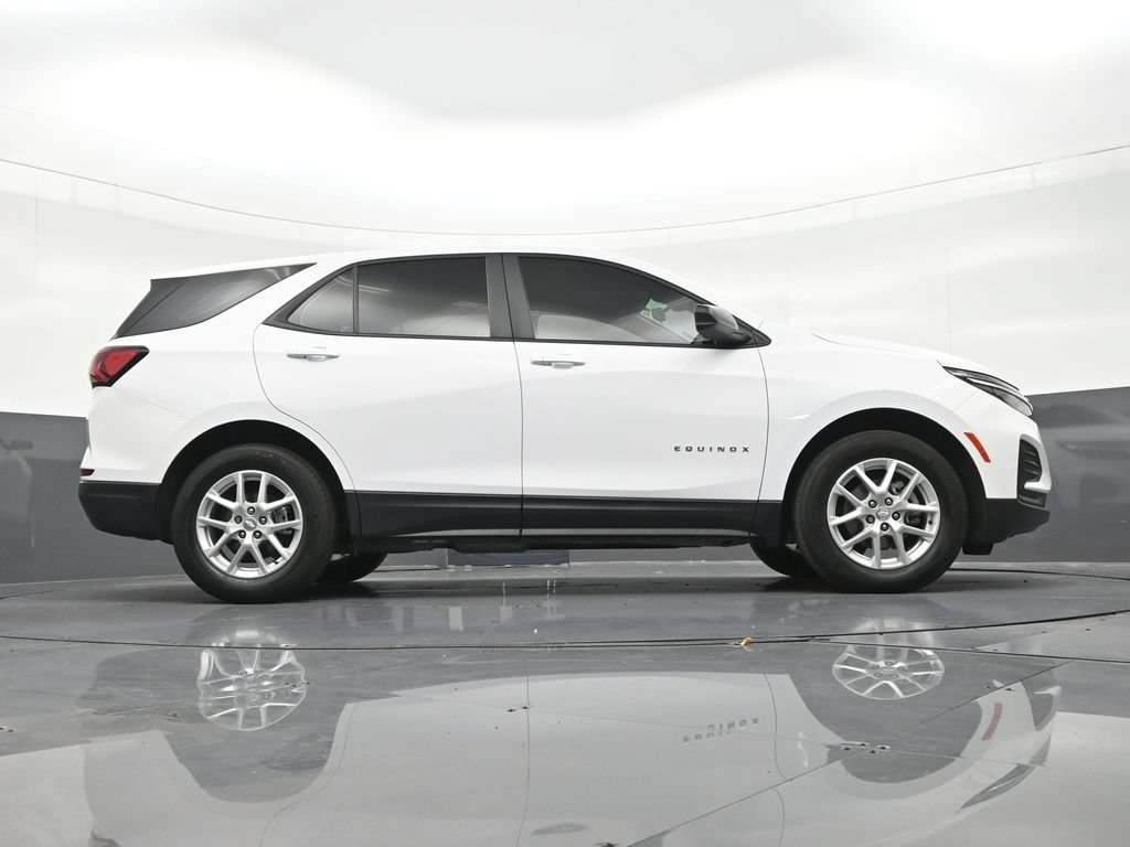 Used 2023 Chevrolet Equinox LS FWD image 29
