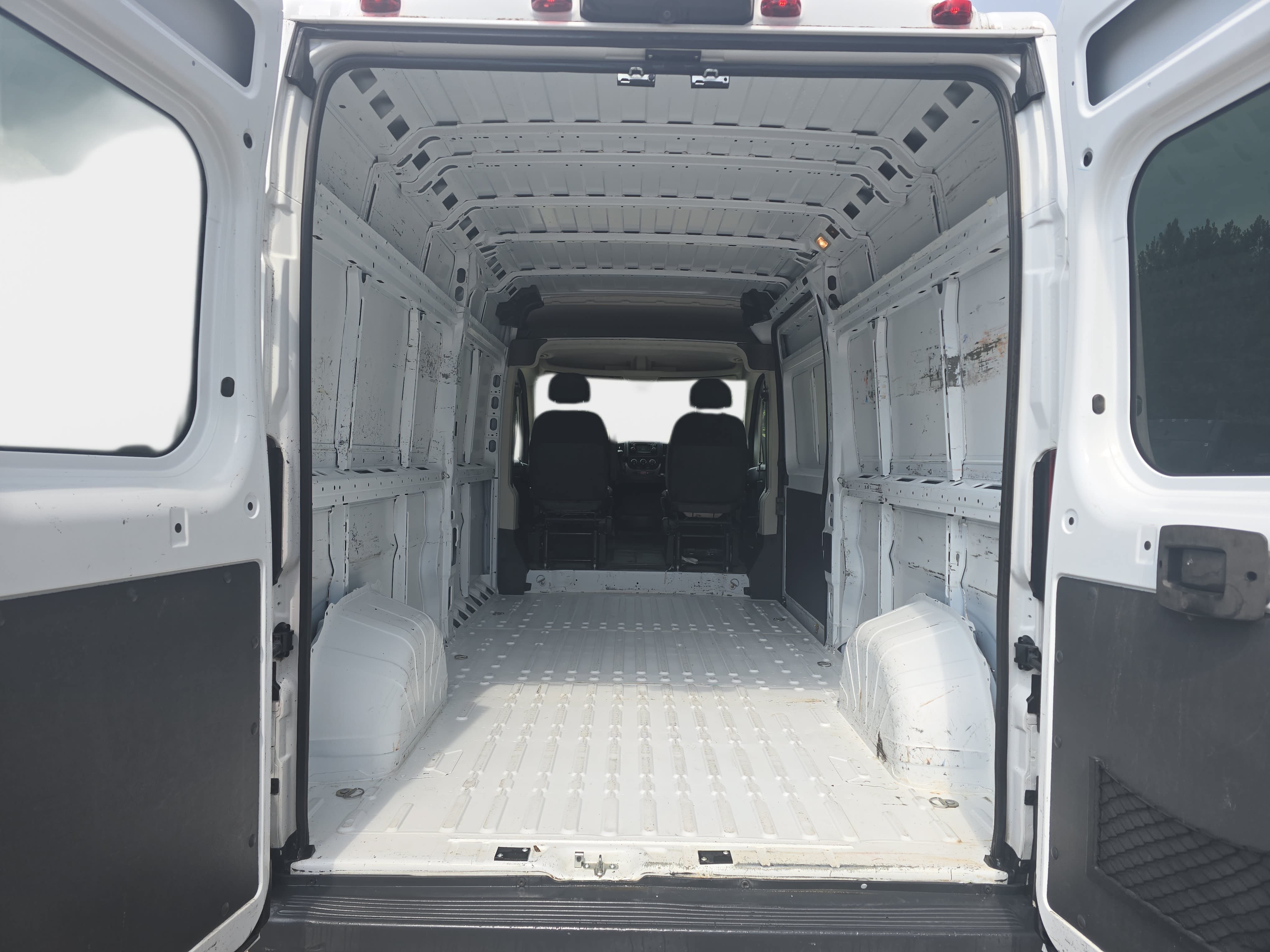 Used 2017 RAM ProMaster 2500 w/ Interior Convenience Group FWD image 26