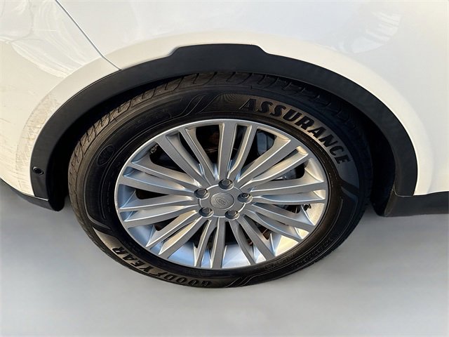 Used 2019 Land Rover Discovery HSE Luxury image 38