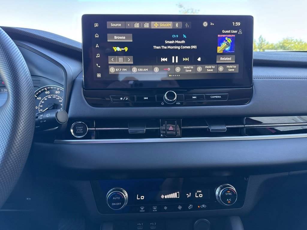 New 2025 Mitsubishi Outlander ES image 16