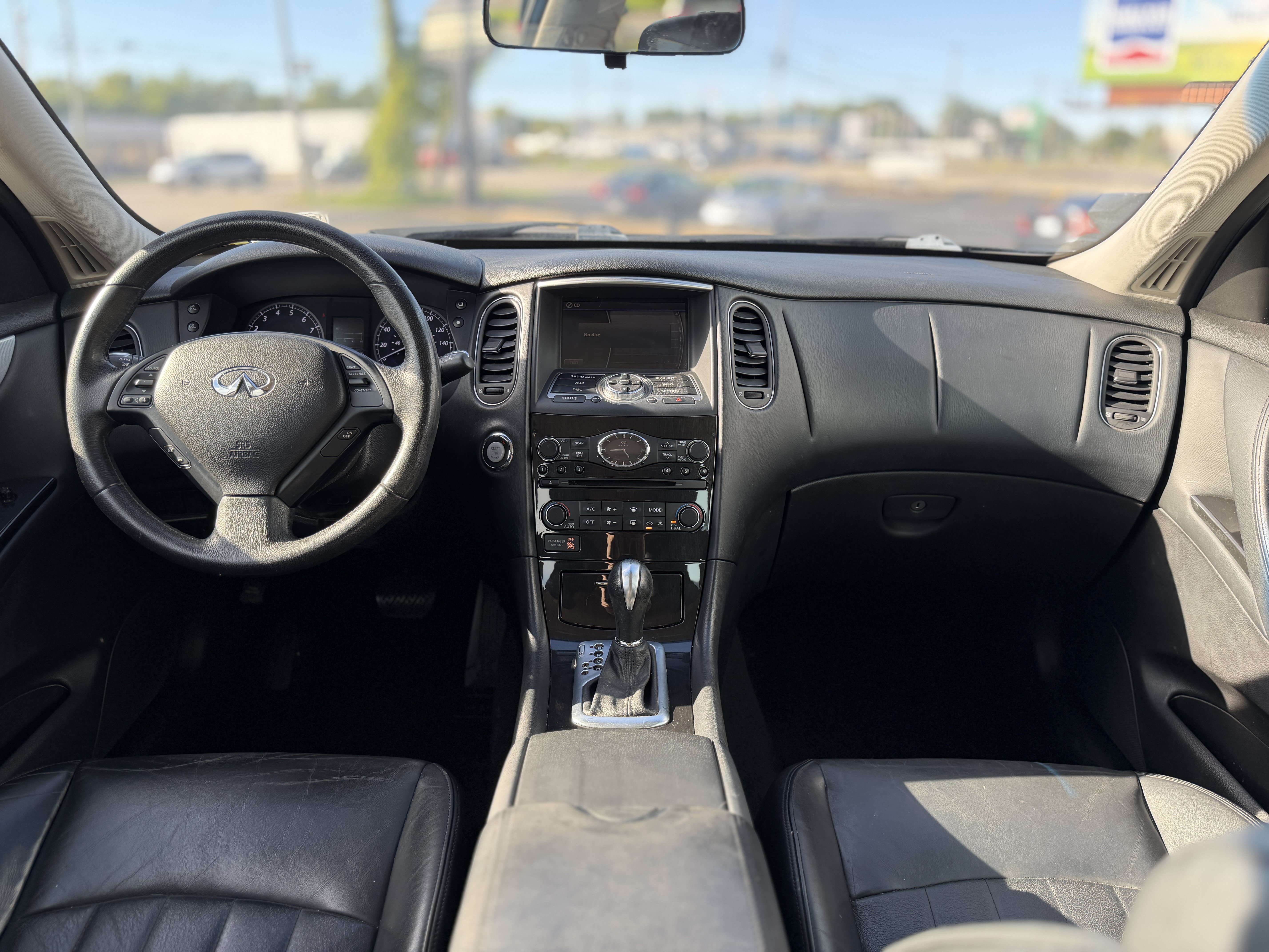 Used 2015 INFINITI QX50 AWD image 17