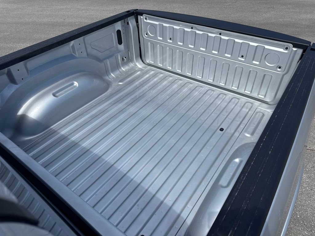 New 2026 RAM 1500 4x4 Crew Cab image 11