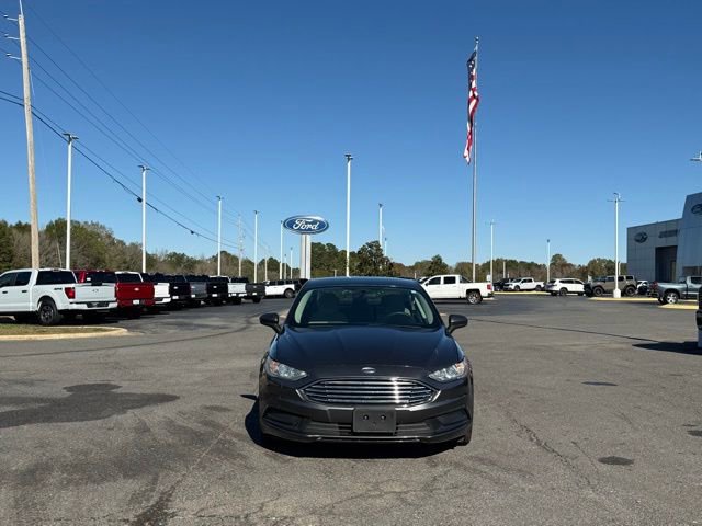 Used 2018 Ford Fusion S FWD image 2