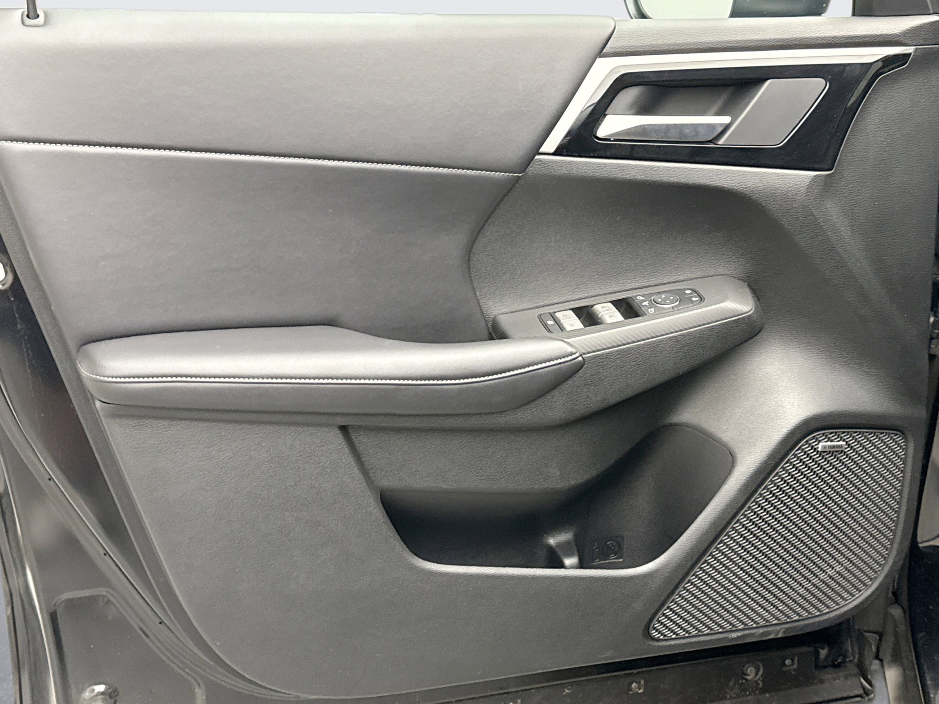 Used 2025 Mitsubishi Outlander SE AWD/4WD image 9