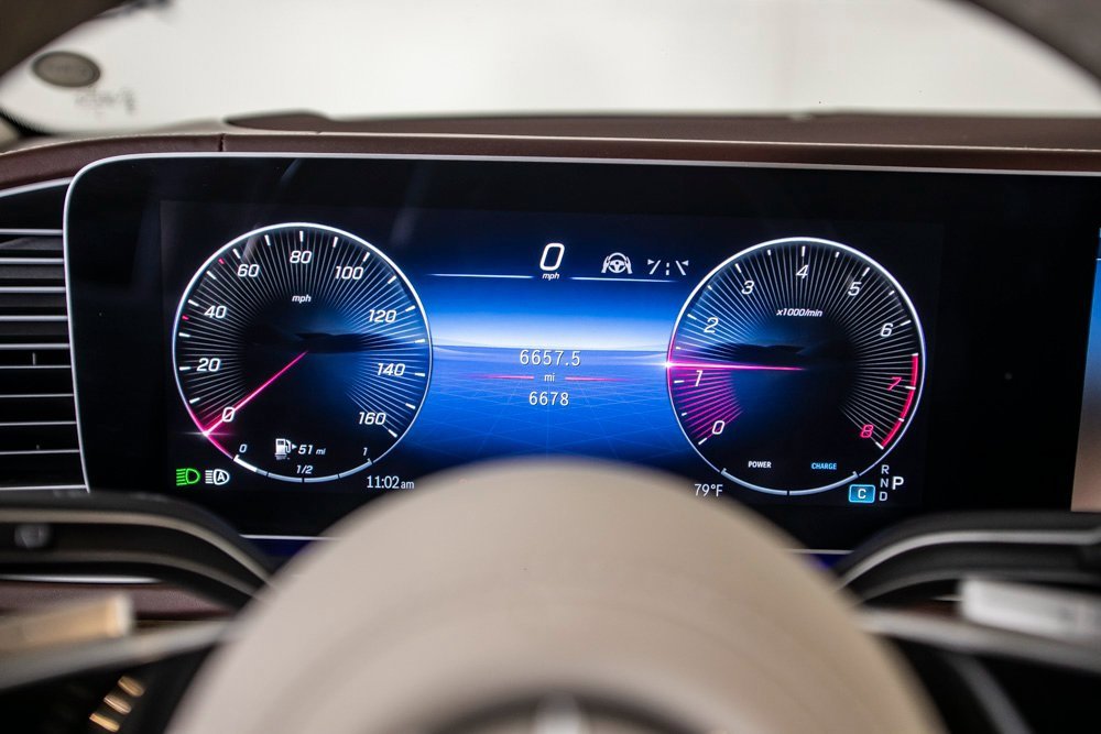 Used 2025 Mercedes-Benz Maybach GLS 600 4MATIC image 36