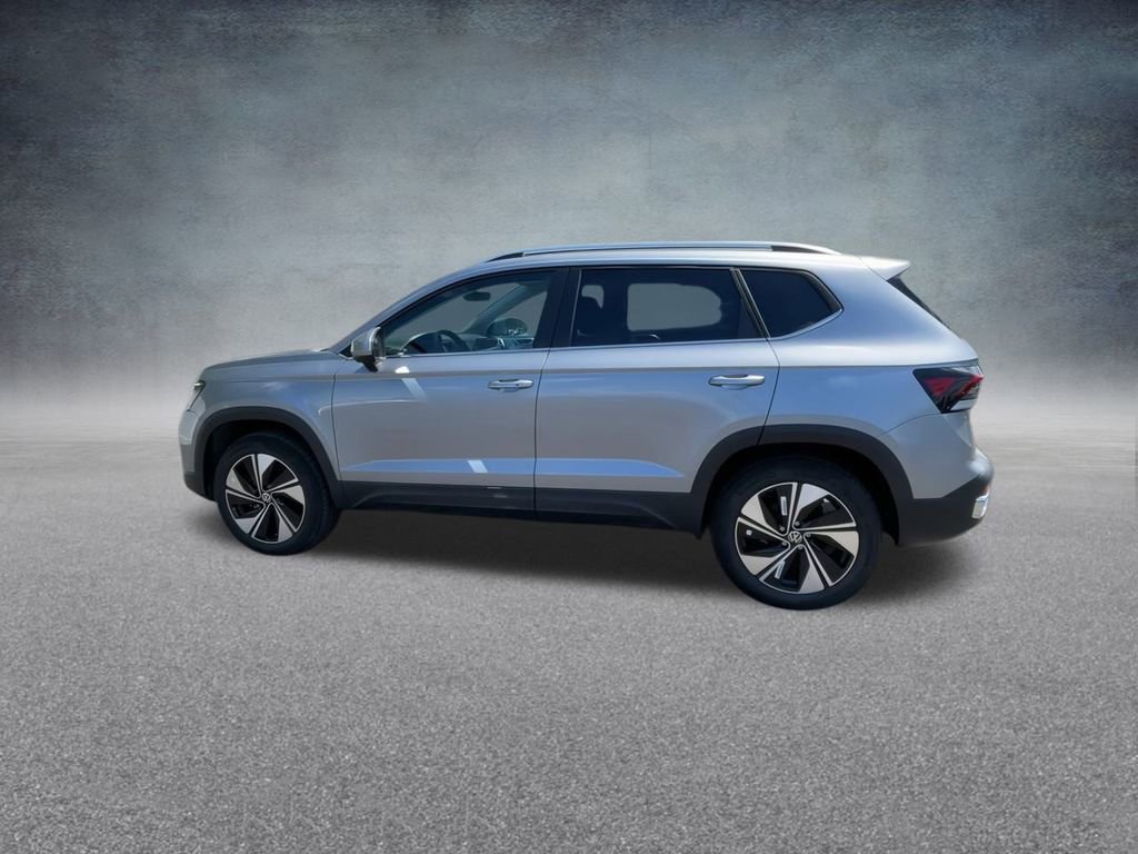 New 2025 Volkswagen Taos SE image 14