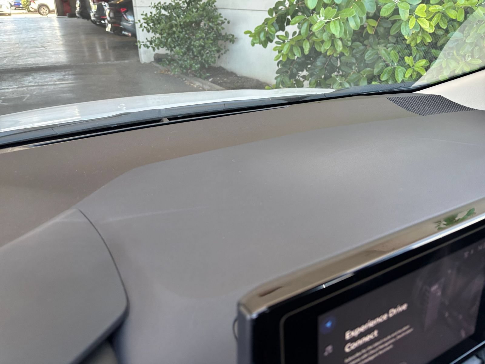 Used 2025 Toyota Corolla LE FWD image 27