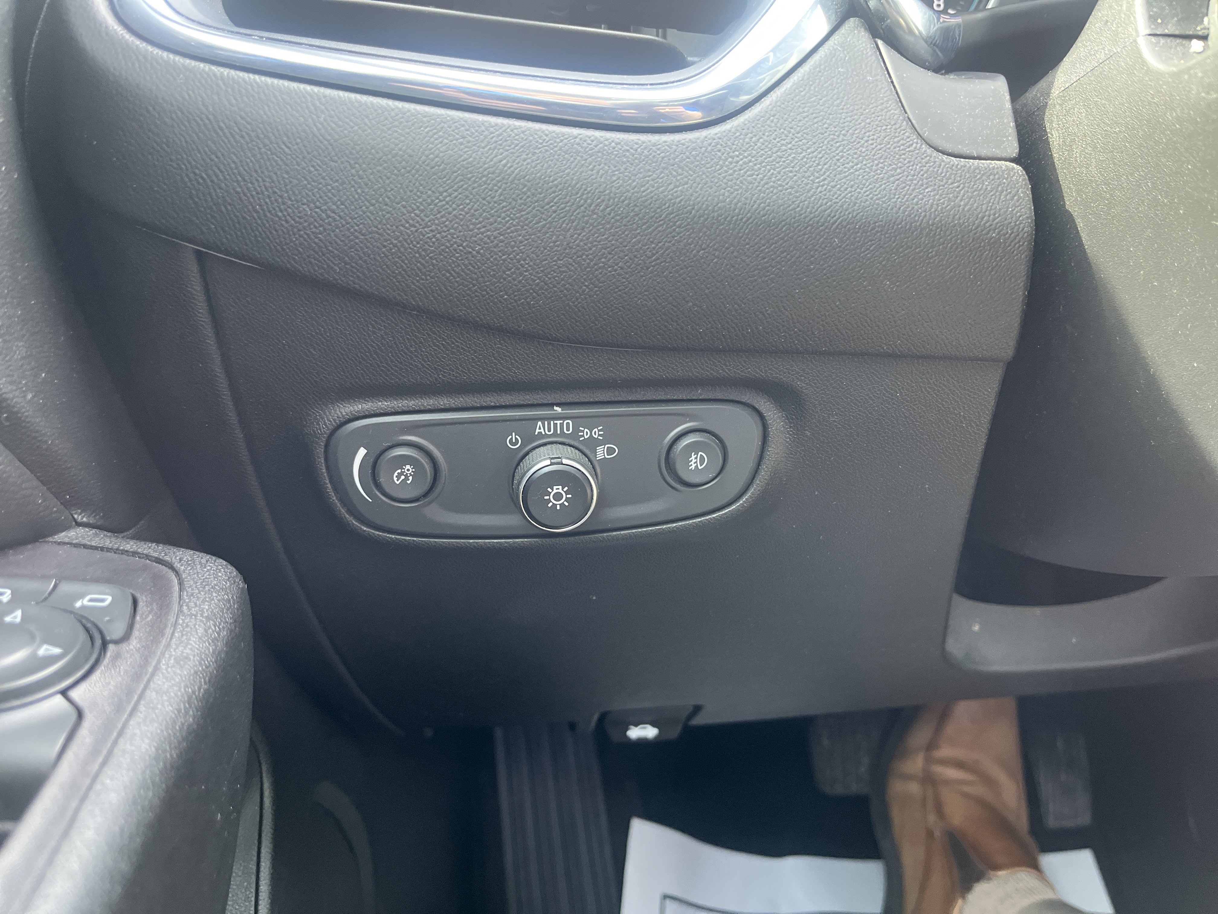 Used 2020 Chevrolet Equinox LT image 21