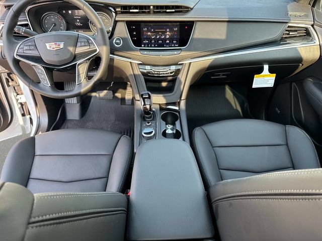 New 2026 Cadillac XT5 Premium Luxury w/ LPO, Floor Liner Package AWD/4WD image 15