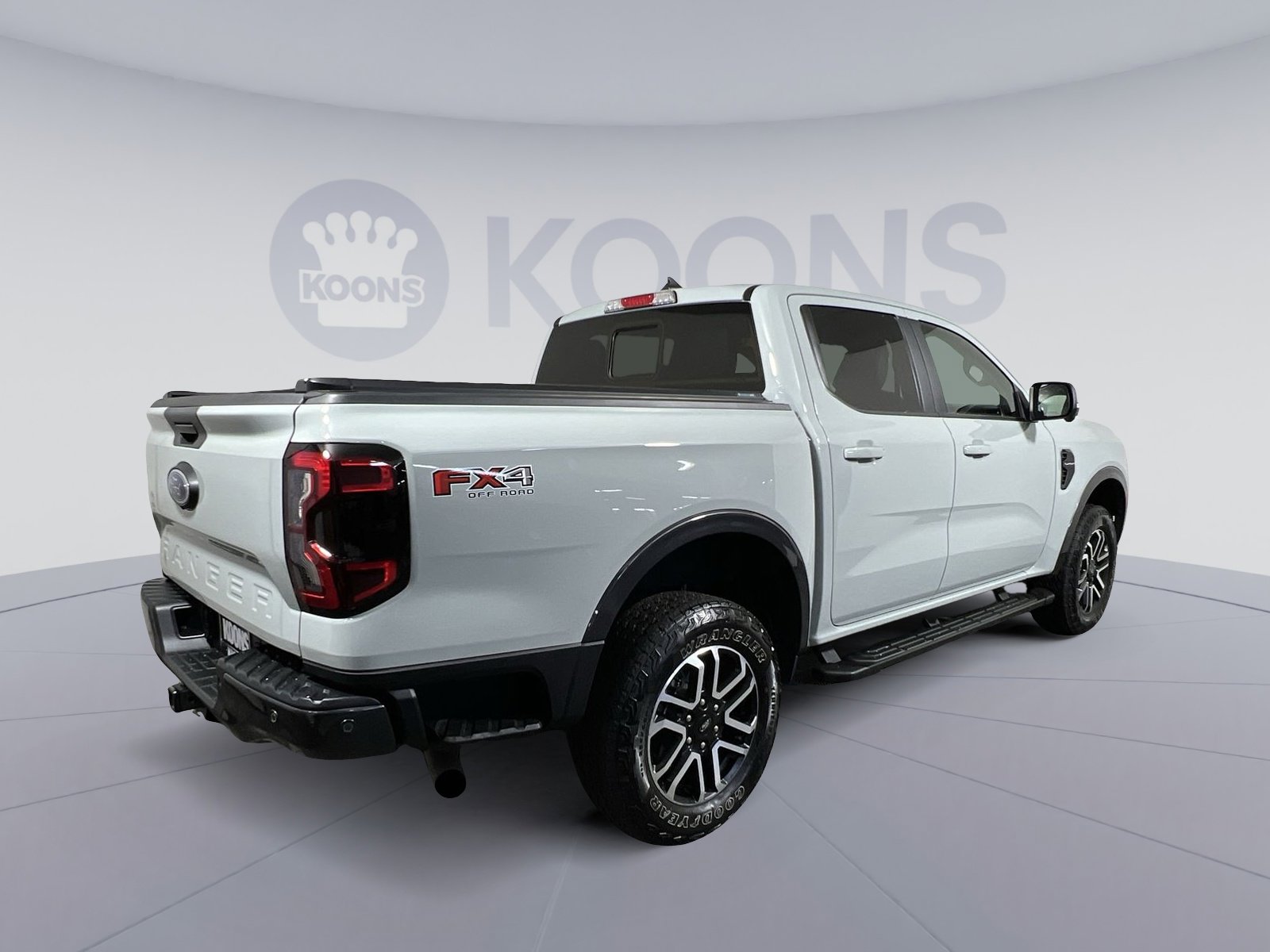 Used 2024 Ford Ranger Lariat w/ FX4 Off-Road Package image 11