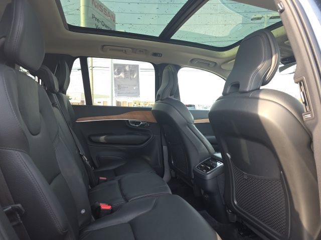Used 2022 Volvo XC90 T6 Momentum w/ Advanced Package image 13