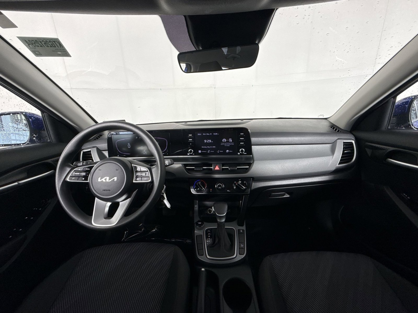 Used 2024 Kia Seltos LX AWD/4WD image 22
