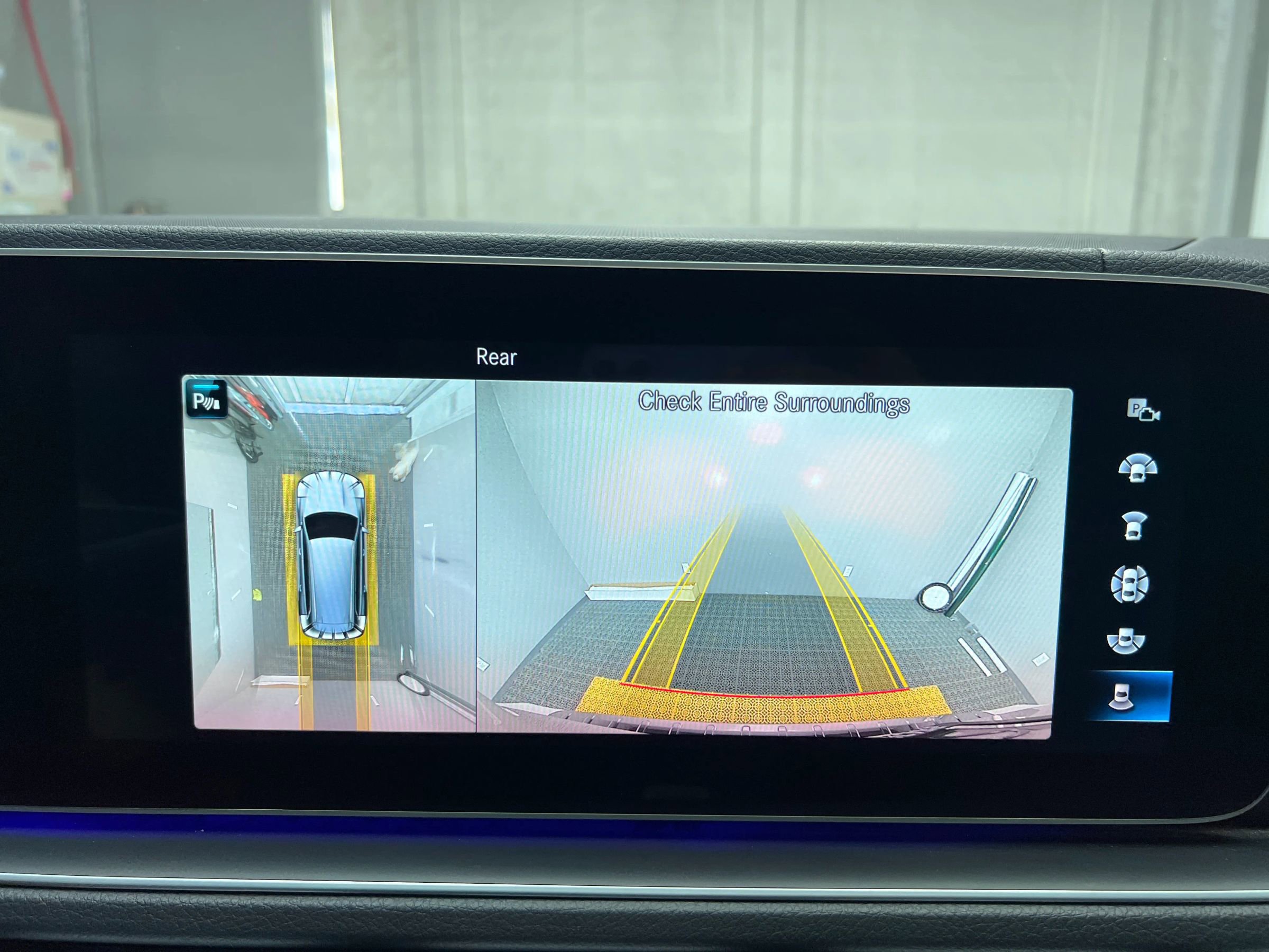 Used 2020 Mercedes-Benz GLS 450 4MATIC image 46