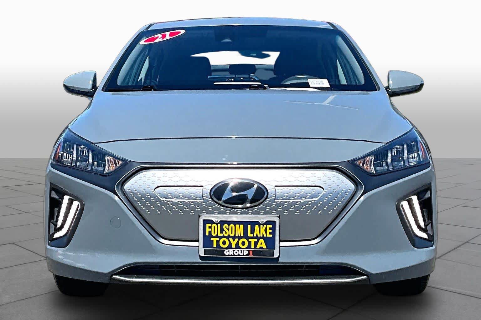 Used 2021 Hyundai Ioniq Limited FWD image 3