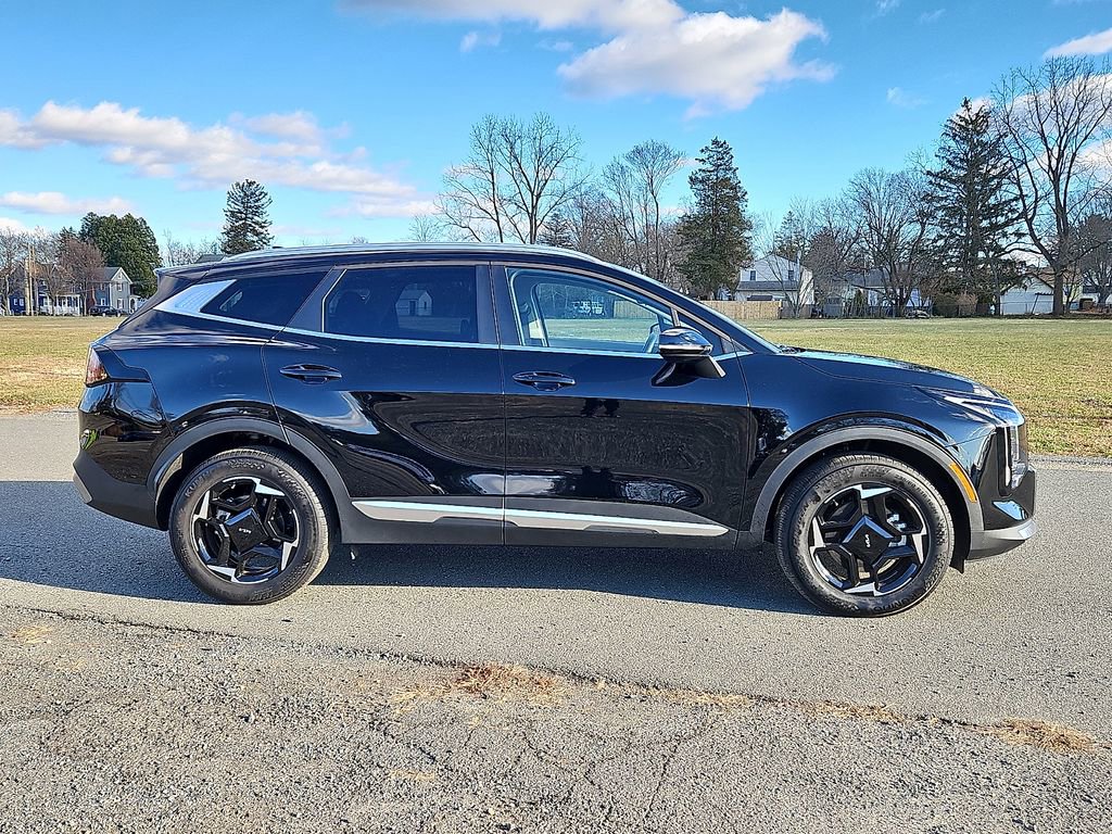 Certified 2026 Kia Sportage EX AWD/4WD image 8