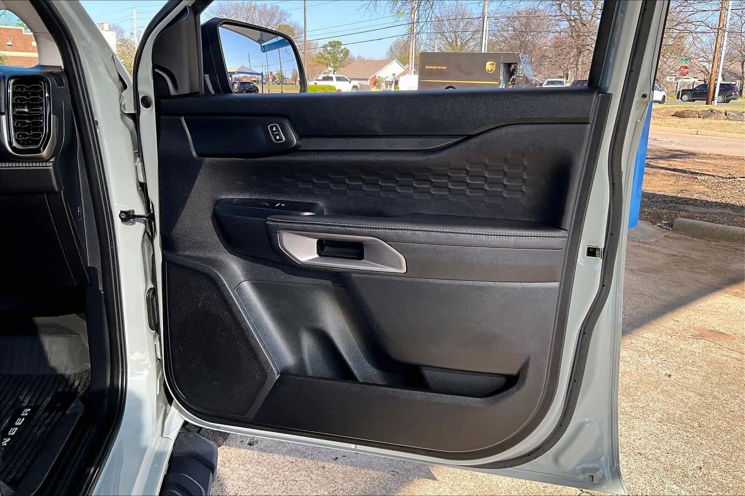 Used 2024 Ford Ranger XLT image 23