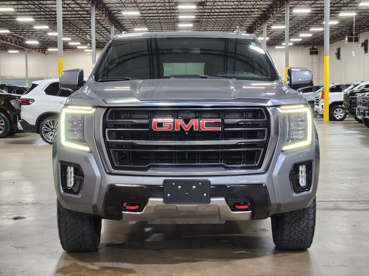 Used 2021 GMC Yukon XL AT4 w/ AT4 Premium Plus Package AWD/4WD image 2