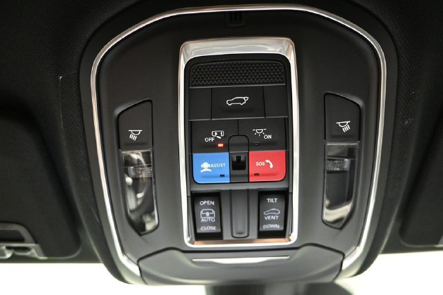 New 2026 Jeep Grand Cherokee Altitude AWD/4WD image 43