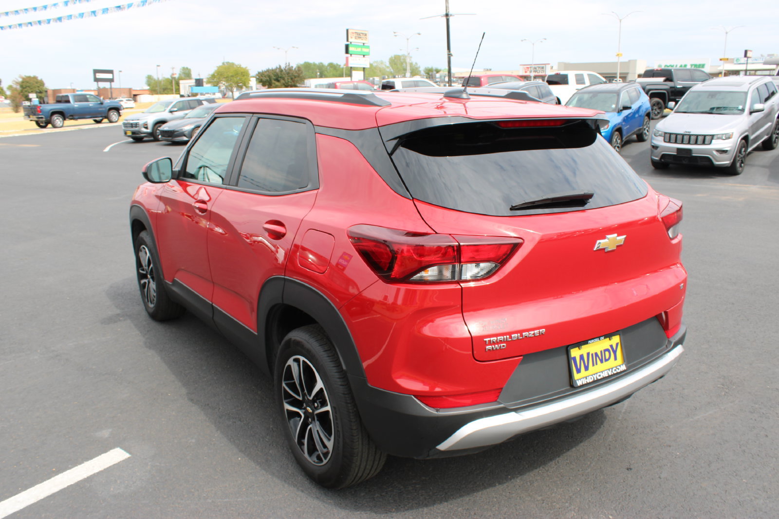 Used 2026 Chevrolet TrailBlazer LT AWD/4WD image 6
