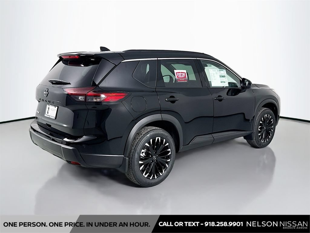 New 2026 Nissan Rogue Dark Armor FWD image 5
