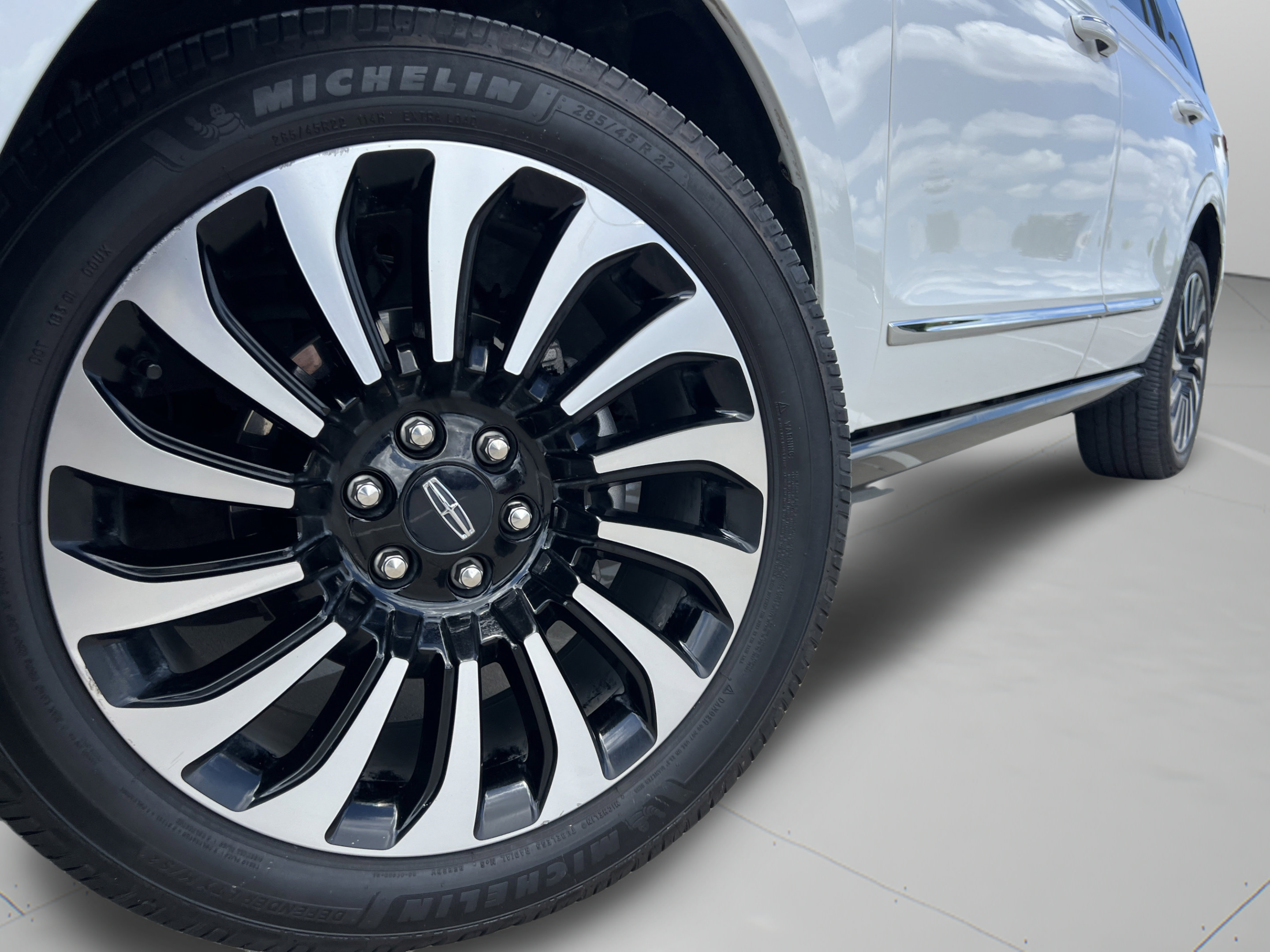Used 2023 Lincoln Navigator Black Label AWD/4WD image 36