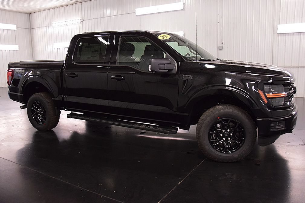 New 2026 Ford F150 XLT w/ Equipment Group 302A MID AWD/4WD image 9