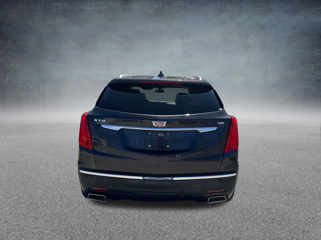 Used 2017 Cadillac XT5 Premium Luxury FWD image 5