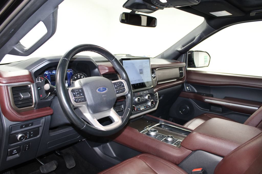 Used 2022 Ford Expedition Limited AWD/4WD image 24