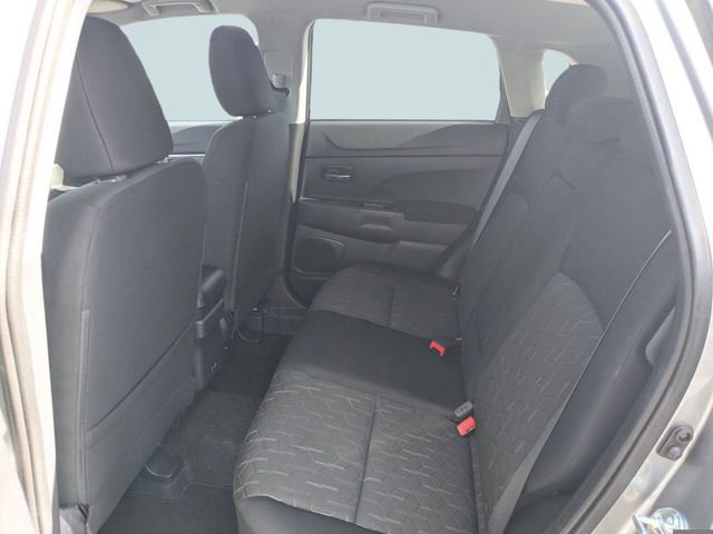 Used 2024 Mitsubishi Outlander Sport LE image 13