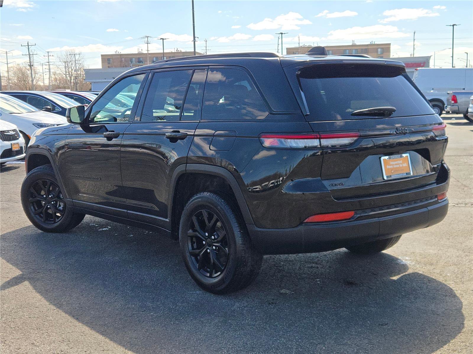 Certified 2024 Jeep Grand Cherokee Altitude image 17