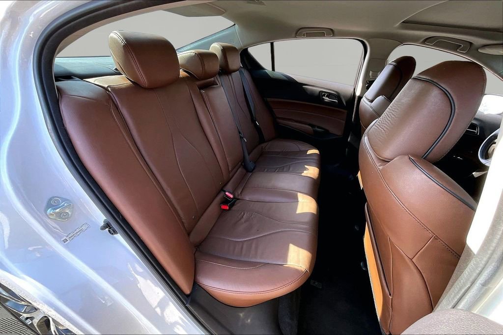 Used 2021 Acura ILX w/ Premium Package image 19