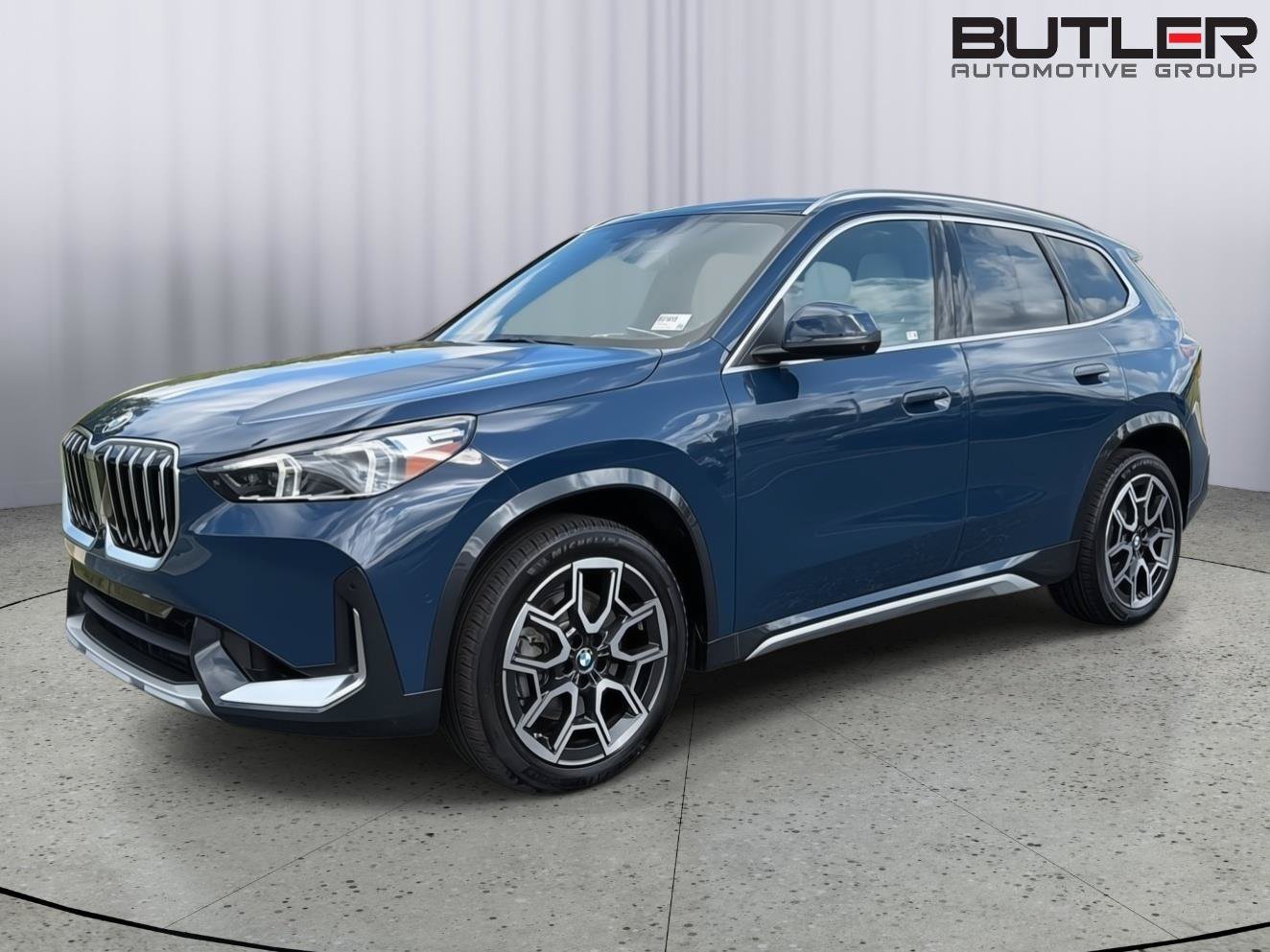 Used 2026 BMW X1 xDrive28i w/ Technology Package AWD/4WD image 1