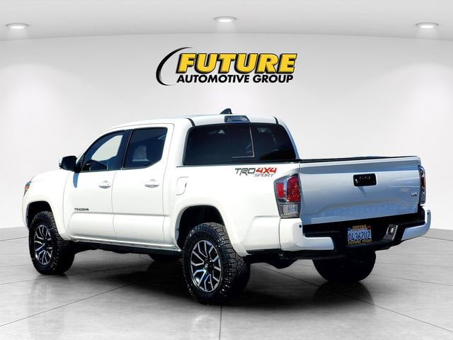 Used 2020 Toyota Tacoma TRD Sport w/ Technology Package AWD/4WD image 6