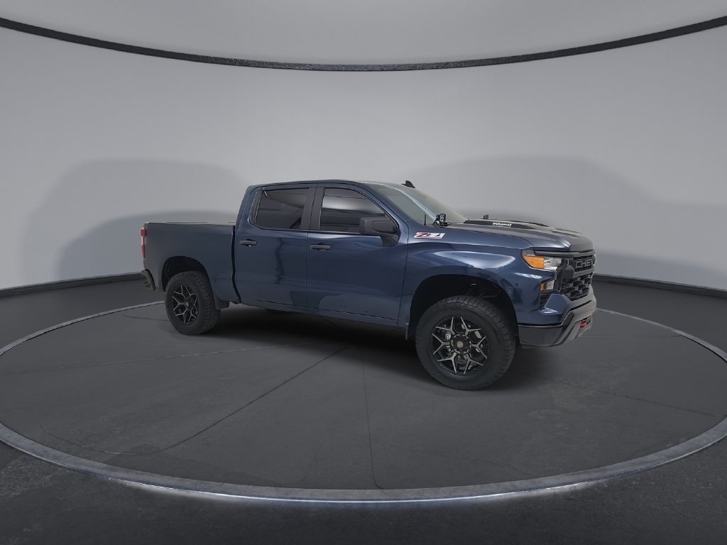 Used 2022 Chevrolet Silverado 1500 Custom Trail Boss AWD/4WD image 2