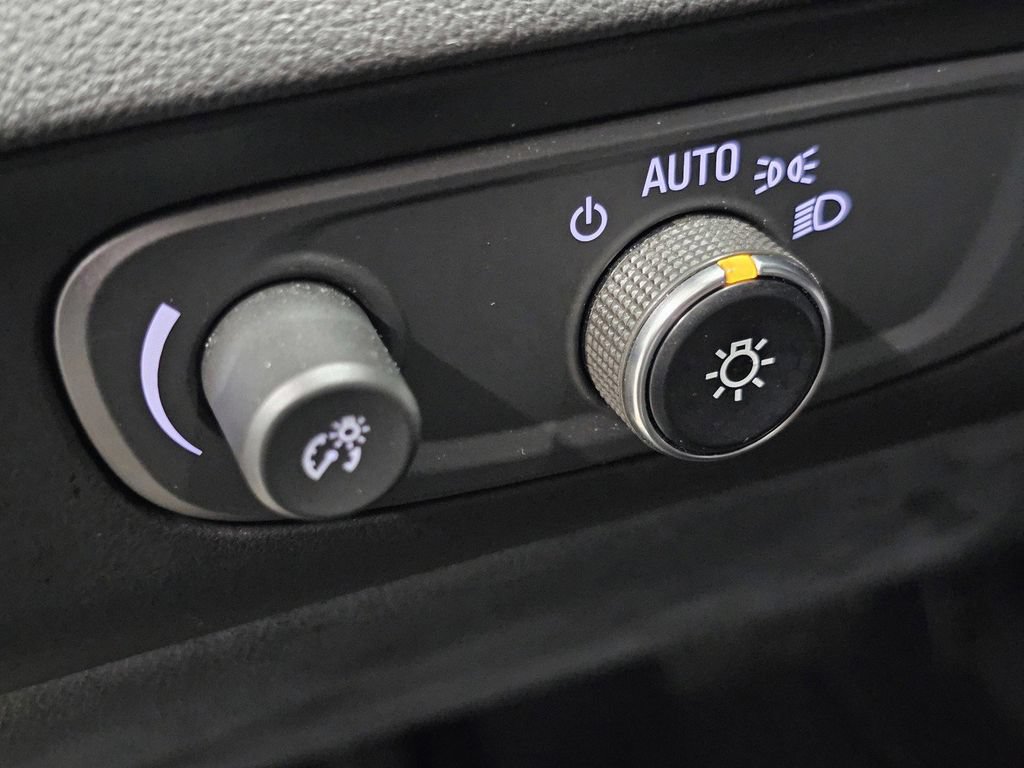Used 2019 Buick Enclave Essence w/ Trailering Package, 5000 lbs. FWD image 32