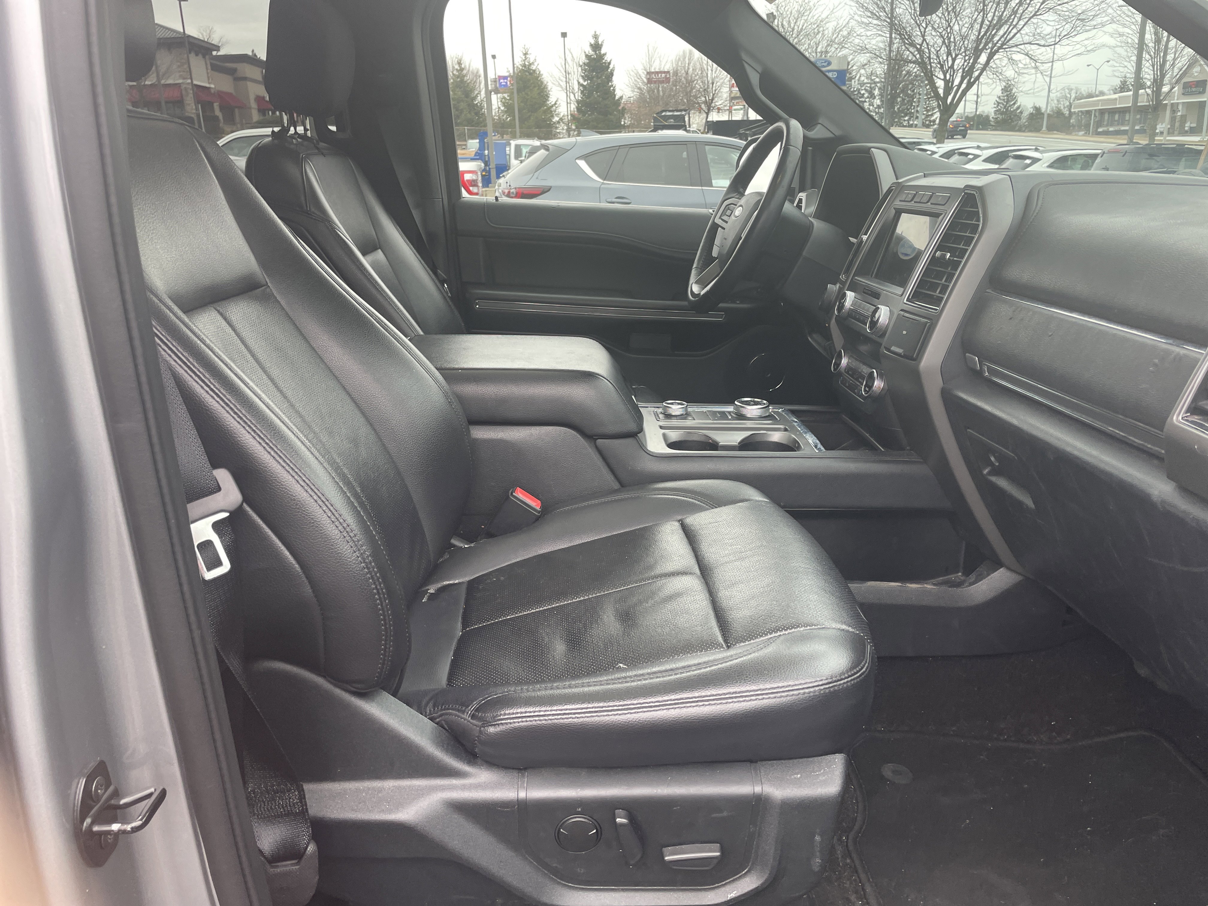 Used 2020 Ford Expedition Max XLT w/ Equipment Group 202A image 14